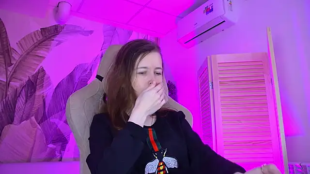 AriaGracen online show from 04.23.26