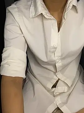 -Lilyn- online show from 04.12.26