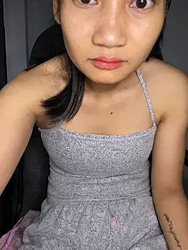 -Lilyn- online show from 04.23.26