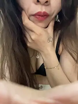 Lyn baby online show from 04.11.26