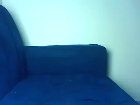 Iceylips online show from 03.25.26