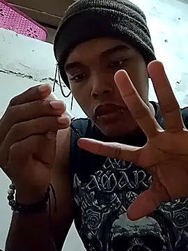 WiWi 23 online show from 03.07.26