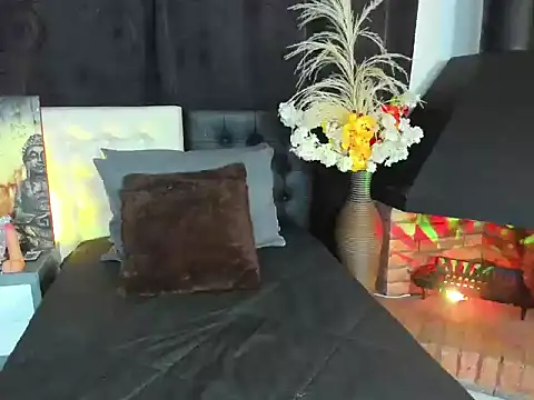 Vicky Angeel online show from 04.20.26