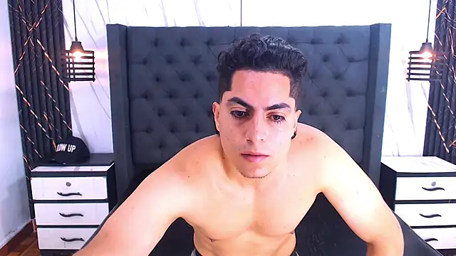 Alex Wolft online show from 03.11.26