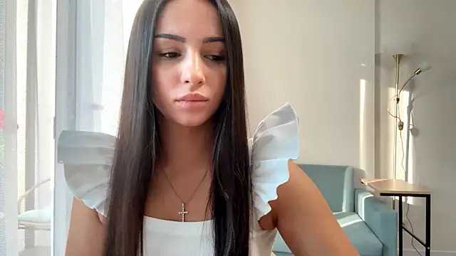 Snapshot of vixy_moon chatting on 04.13.26 vixy moon online show from 04.13.26