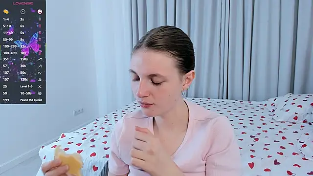 ErinnPieloch online show from 04.05.26