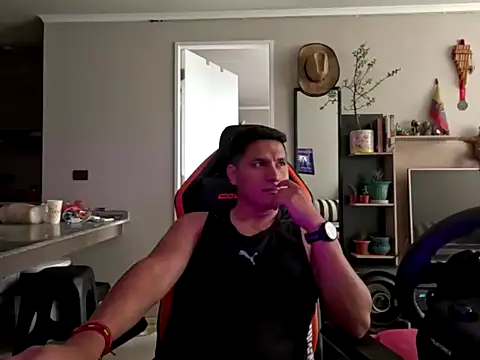 Snapshot of flippke chatting on 03.08.26 flippke online show from 03.08.26