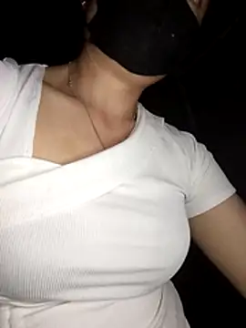 Bling-pusy online show from 04.16.26