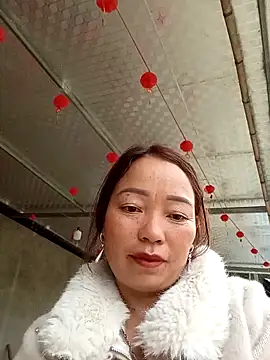 Yellow-pink online show from 03.27.26