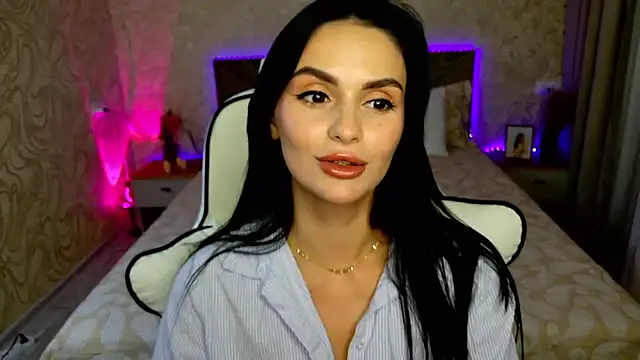 Snapshot of MilaaSweety chatting on 07.03.26 MilaaSweety online show from 07.03.26