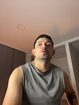 TroyeSavage online show from 04.06.26