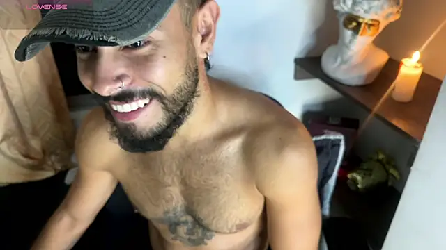 Mateobaer  online show from 04.20.26