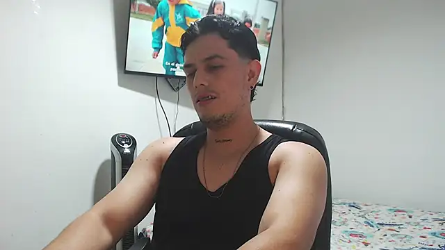 Snapshot of JUAN_CAMILOXXX chatting on 08.07.26 JUAN CAMILOXXX online show from 08.07.26