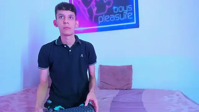 Desire Boys1 online show from 04.15.26