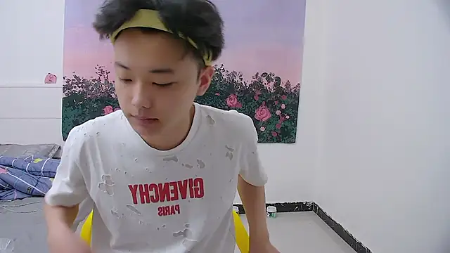 icecream-002 online show from 04.19.26