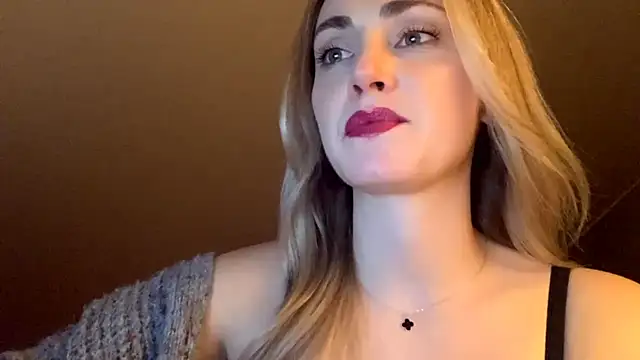 ScarlettSensitive online show from 04.12.26