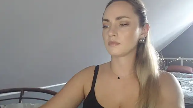 ScarlettSensitive online show from 06.29.26