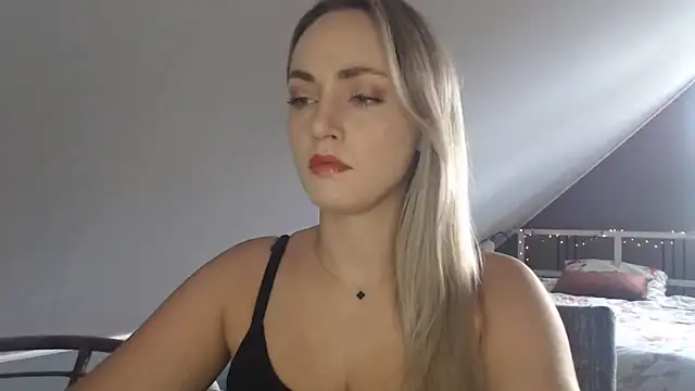 ScarlettSensitive online show from 07.06.26