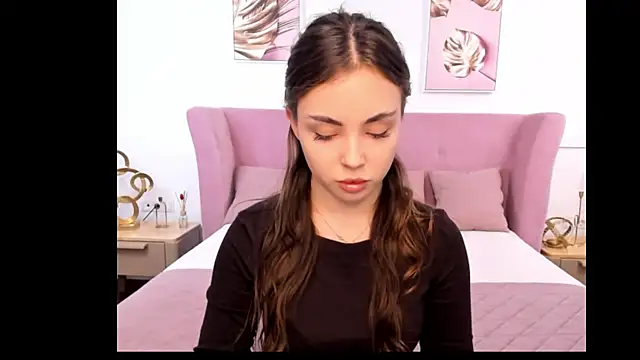 MyEvelin online show from 03.31.26