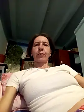 Tania9876 online show from 04.16.26