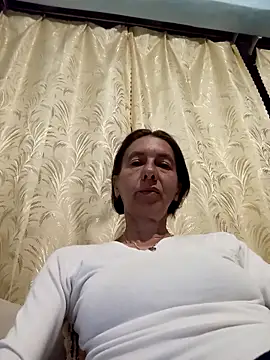 Snapshot of Tania9876 chatting on 06.14.26 Tania9876 online show from 06.14.26