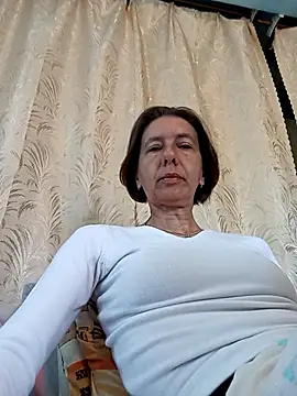 Snapshot of Tania9876 chatting on 06.17.26 Tania9876 online show from 06.17.26