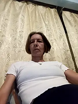 Snapshot of Tania9876 chatting on 07.04.26 Tania9876 online show from 07.04.26