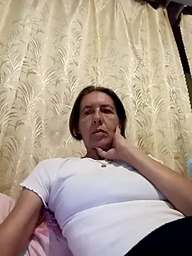 Snapshot of Tania9876 chatting on 07.28.26 Tania9876 online show from 07.28.26