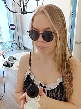 LittleForestELF2 online show from 03.26.26