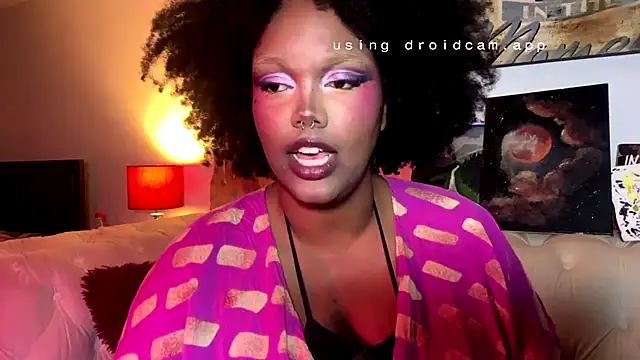 Snapshot of juicy_janet chatting on 04.01.26 juicy janet online show from 04.01.26
