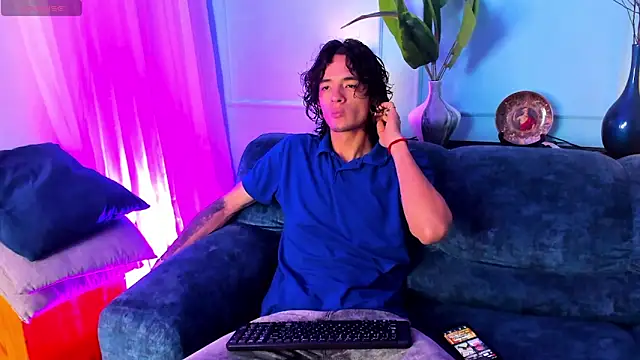 Skinny Mac online show from 03.23.26