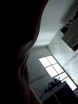 Snapshot of Bruccebr chatting on 03.25.26 Bruccebr online show from 03.25.26