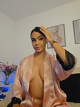 Victoria Evanss online show from 07.06.26