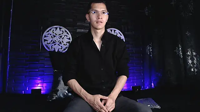 MilanDavid1 online show from 04.22.26