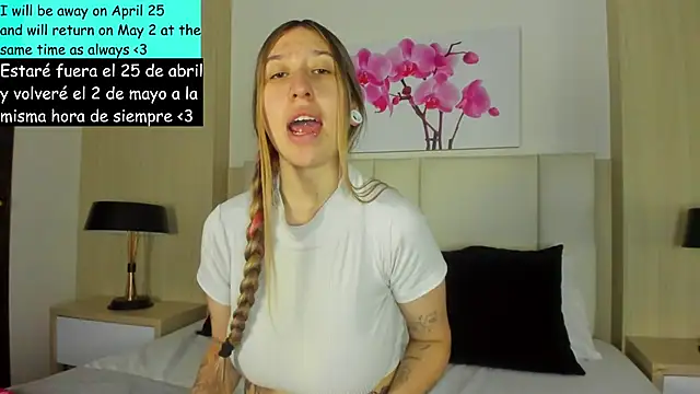 AmberVegaa online show from 04.23.26