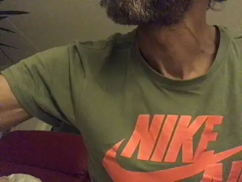 Snapshot of Bigboadick chatting on 06.17.26 Bigboadick online show from 06.17.26