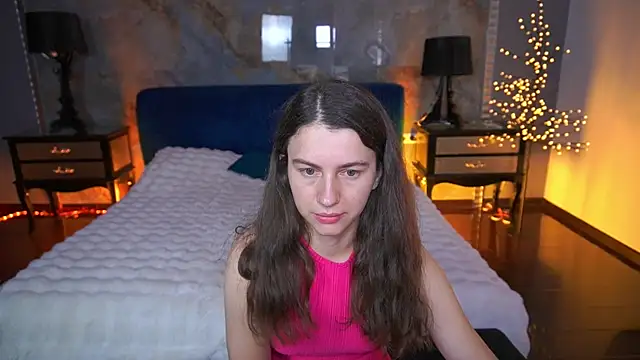 Snapshot of LittleJulii chatting on 06.26.26 LittleJulii online show from 06.26.26