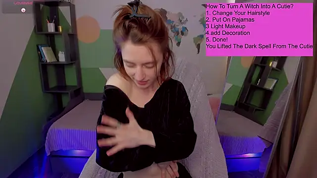 Pretty Victoria online show from 04.19.26