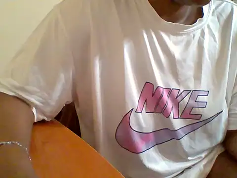 melaninebony2 online show from 04.02.26