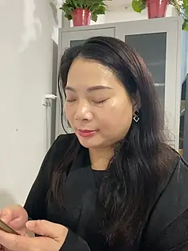 yu19988 online show from 04.08.26