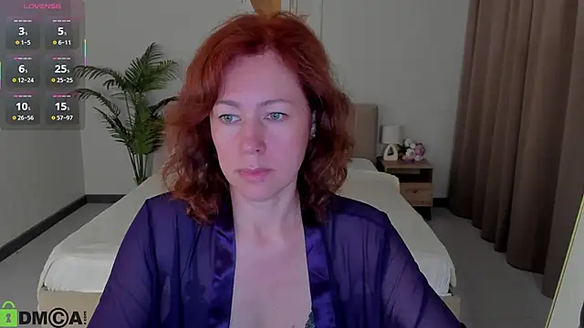 Snapshot of LeticiaRomano chatting on 05.07.26 LeticiaRomano online show from 05.07.26