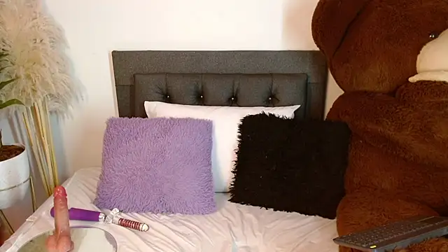 Rebeldana online show from 04.17.26