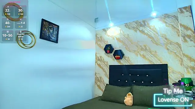 scarlettt  joness online show from 03.28.26