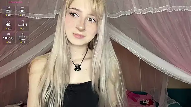 OnlyEva1 online show from 05.17.26