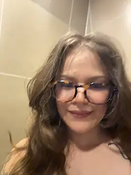 Snapshot of Tallulah_Kinky chatting on 07.02.26 Tallulah Kinky online show from 07.02.26