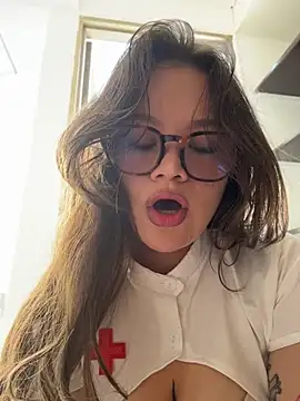 Snapshot of Tallulah_Kinky chatting on 07.18.26 Tallulah Kinky online show from 07.18.26