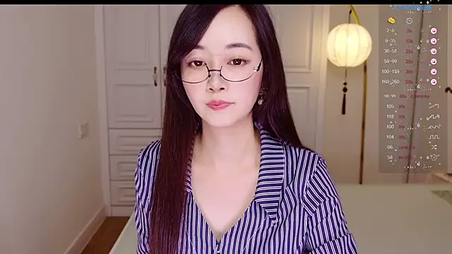 Snapshot of Times-lover chatting on 06.18.26 Times-lover online show from 06.18.26