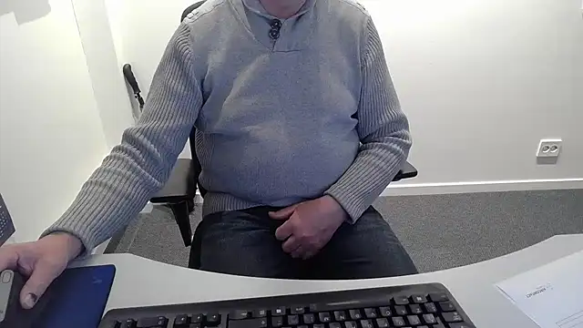Snapshot of Buggemann chatting on 05.04.26 Buggemann online show from 05.04.26