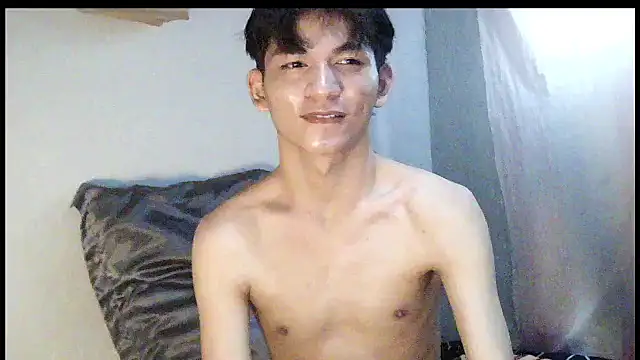 Snapshot of cutiejoshx chatting on 07.29.26 cutiejoshx online show from 07.29.26