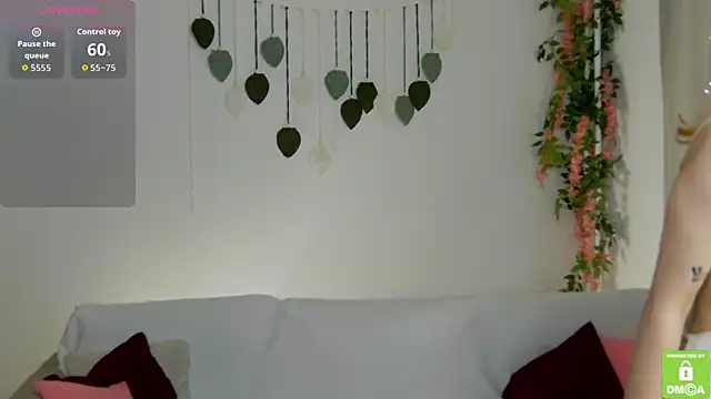 Rachel lips online show from 04.21.26